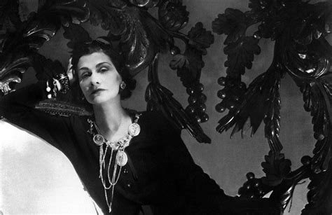 Tra misteri e talismani: il significato dei numeri di Coco Chanel